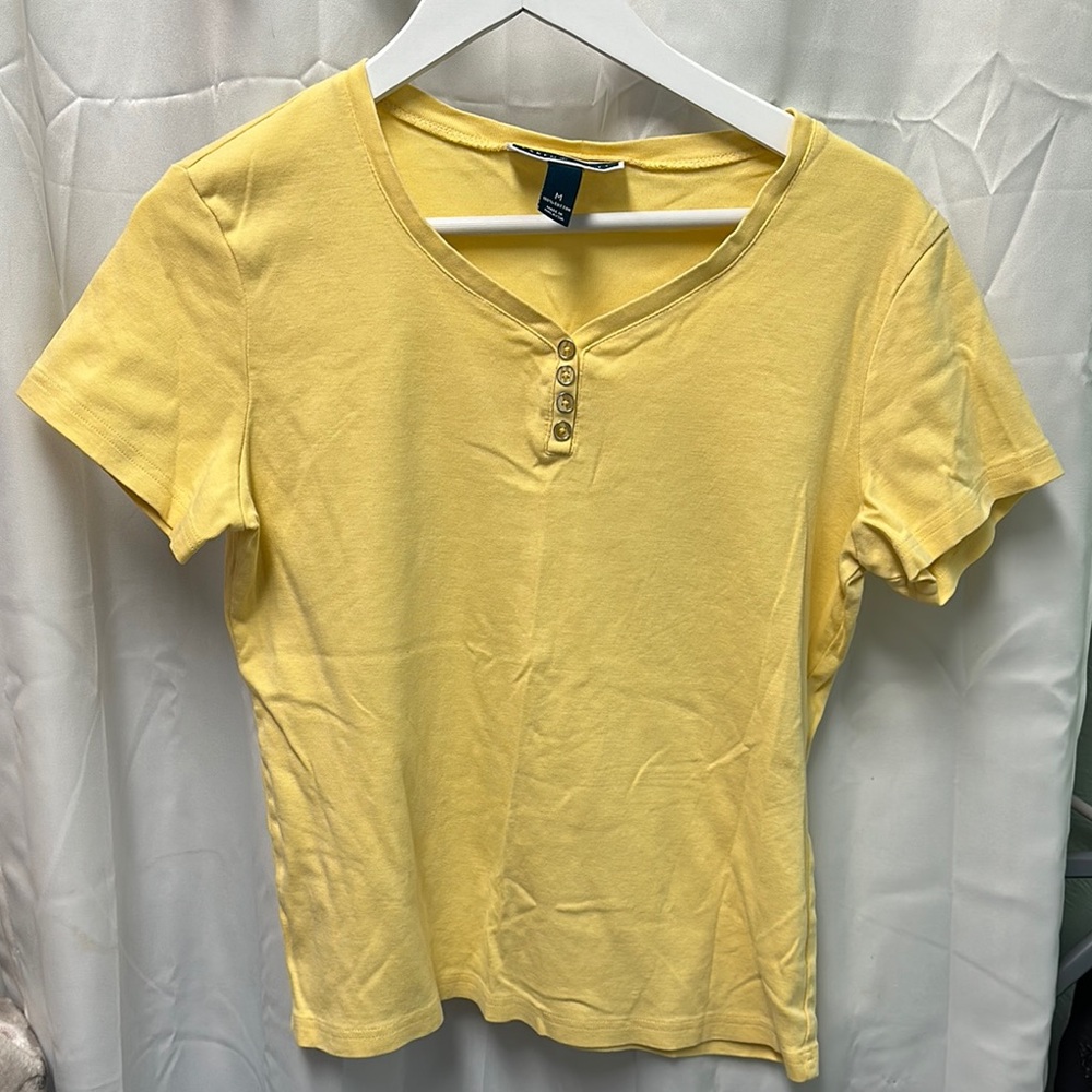 Karen Scott Yellow Short Sleeve Top with Button Accents